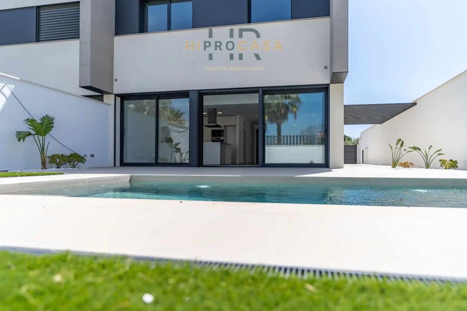 Exterior view of Detached homes for sale in Cambrils  with Air Conditioner, Heating and Private garden