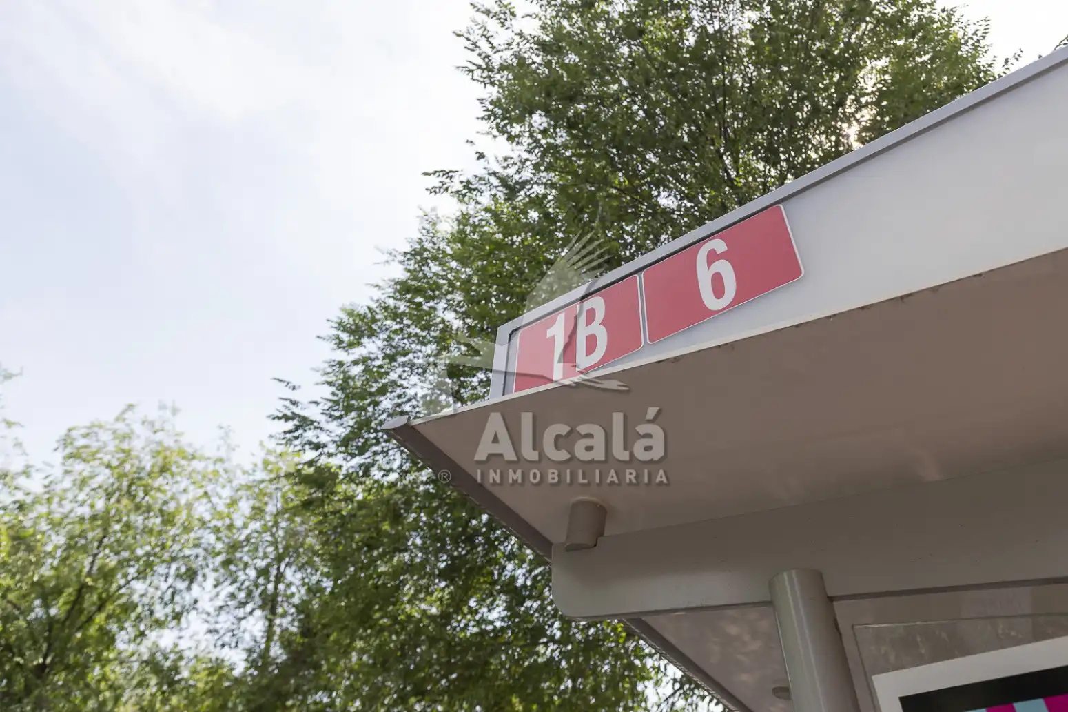 Parking de Piso en venta en Alcalá de Henares con Calefacción y Terraza