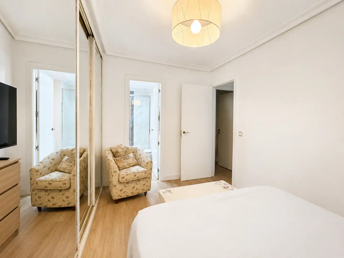Bedroom of Flat for sale in Getafe  with Air Conditioner, Heating and Storage room