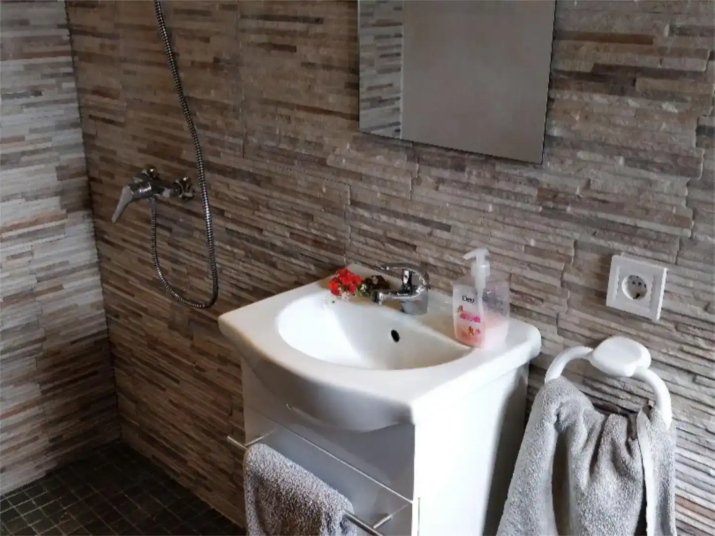 Bathroom of Houses for rent in Manacor  with Air Conditioner, Private garden and Storage room