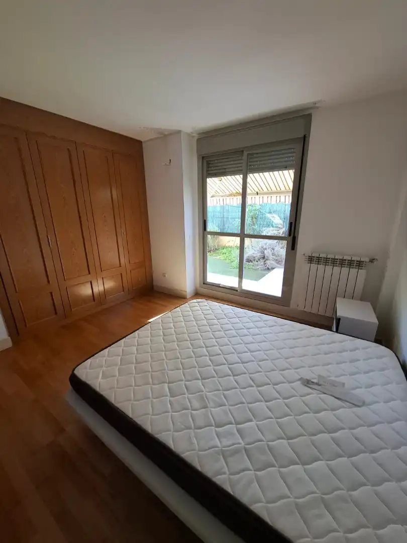 Schlafzimmer von Wohnung zur Miete in Villaviciosa de Odón mit Klimaanlage, Heizung und Parkett