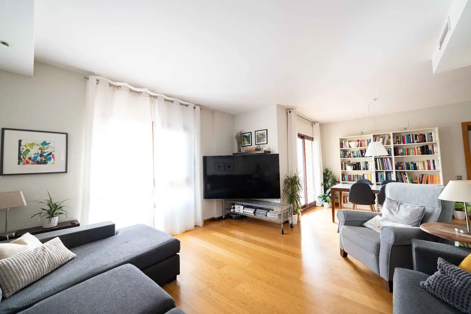 Living room of Detached homes for sale in L'Eliana  with Air Conditioner, Terrace and Storage room