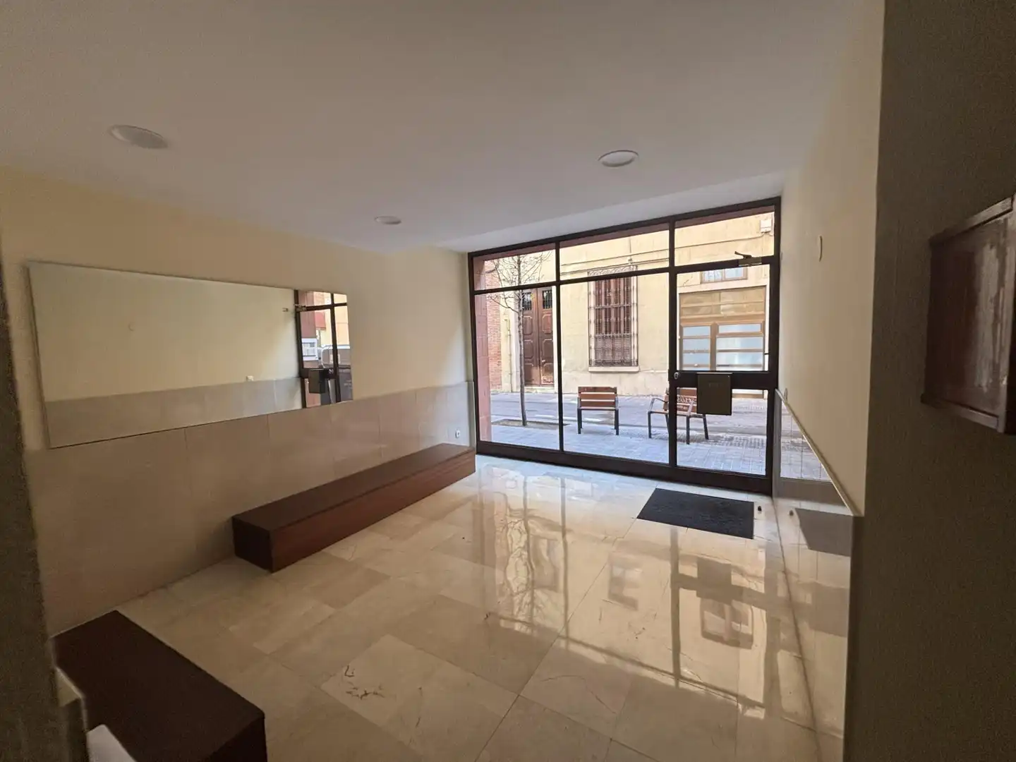 Piso en venta en Barcelona con Aire acondicionado, Amueblado y Alarma