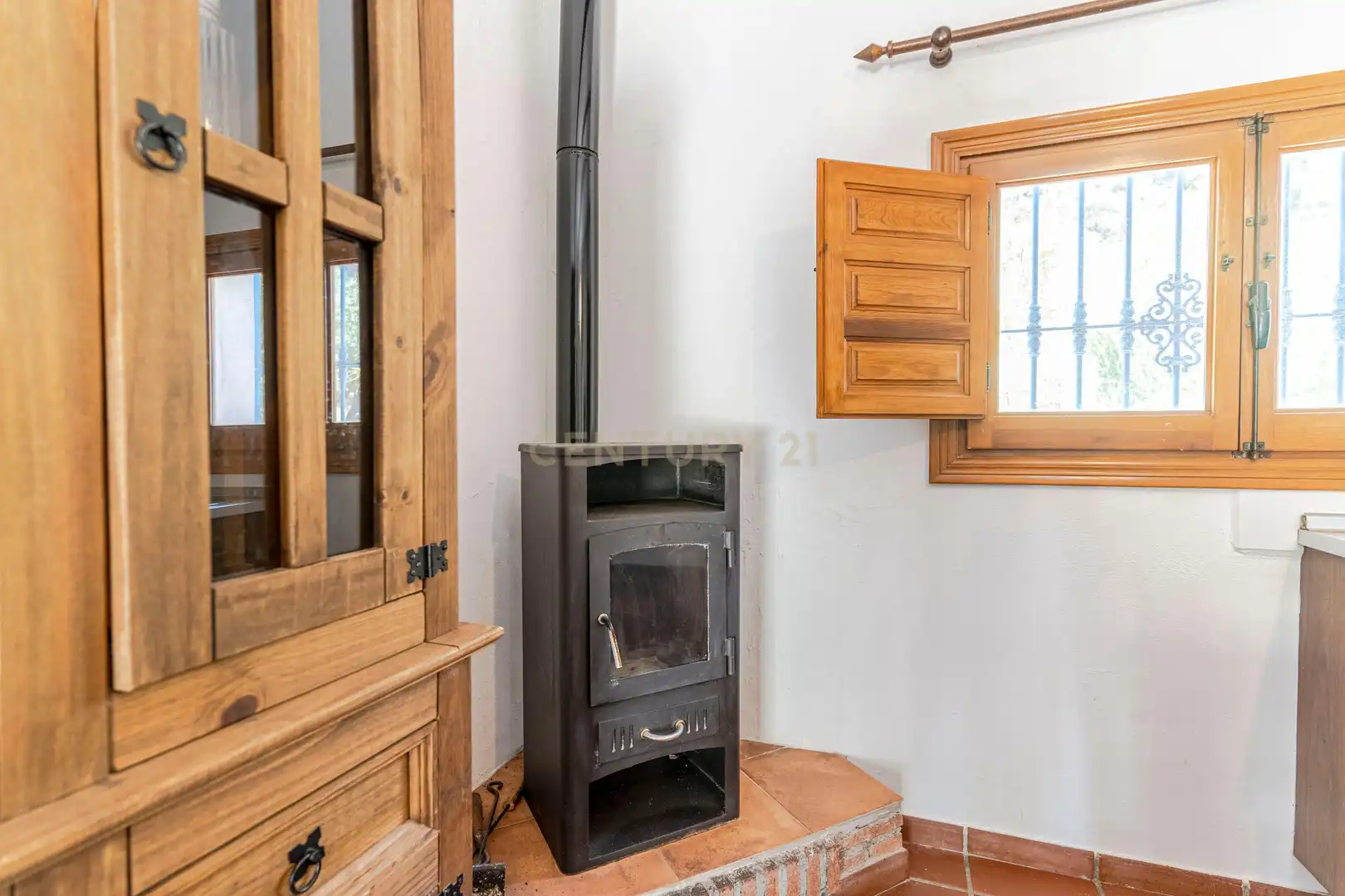 Houses for sale in Ítrabo  with Furnished and Jacuzzi