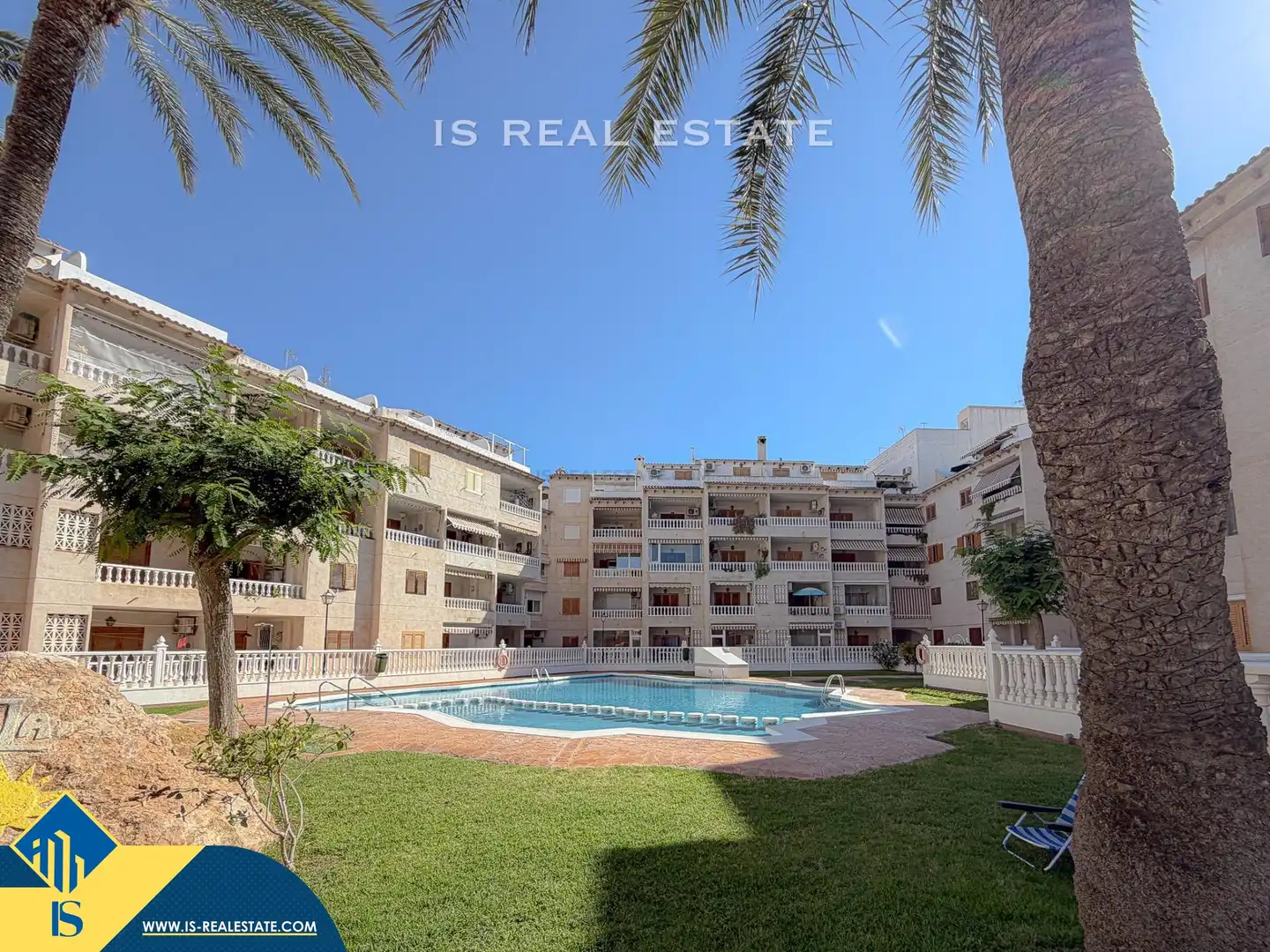 Außenansicht von Maisonette zum Verkauf in Torrevieja mit Terrasse, Möbliert und Fernseher
