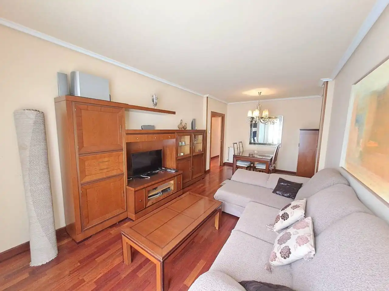Flat for sale in Calle Sahagún, Universidad - Las Huelgas