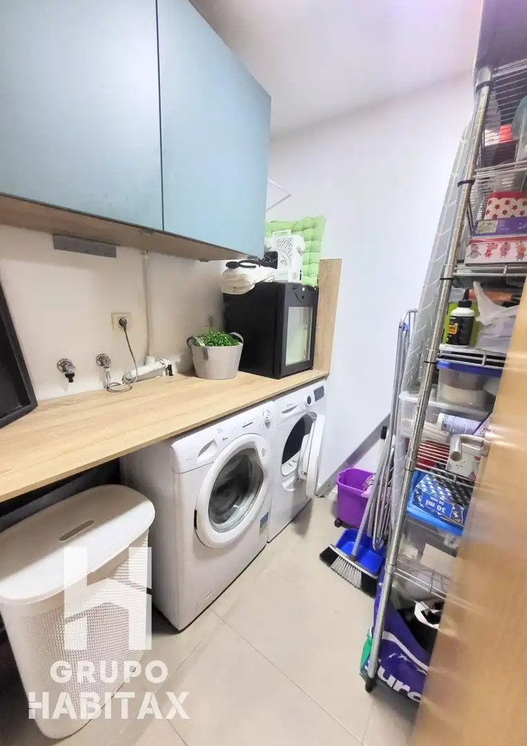 Kitchen of Duplexes for sale in Santa Coloma de Gramenet