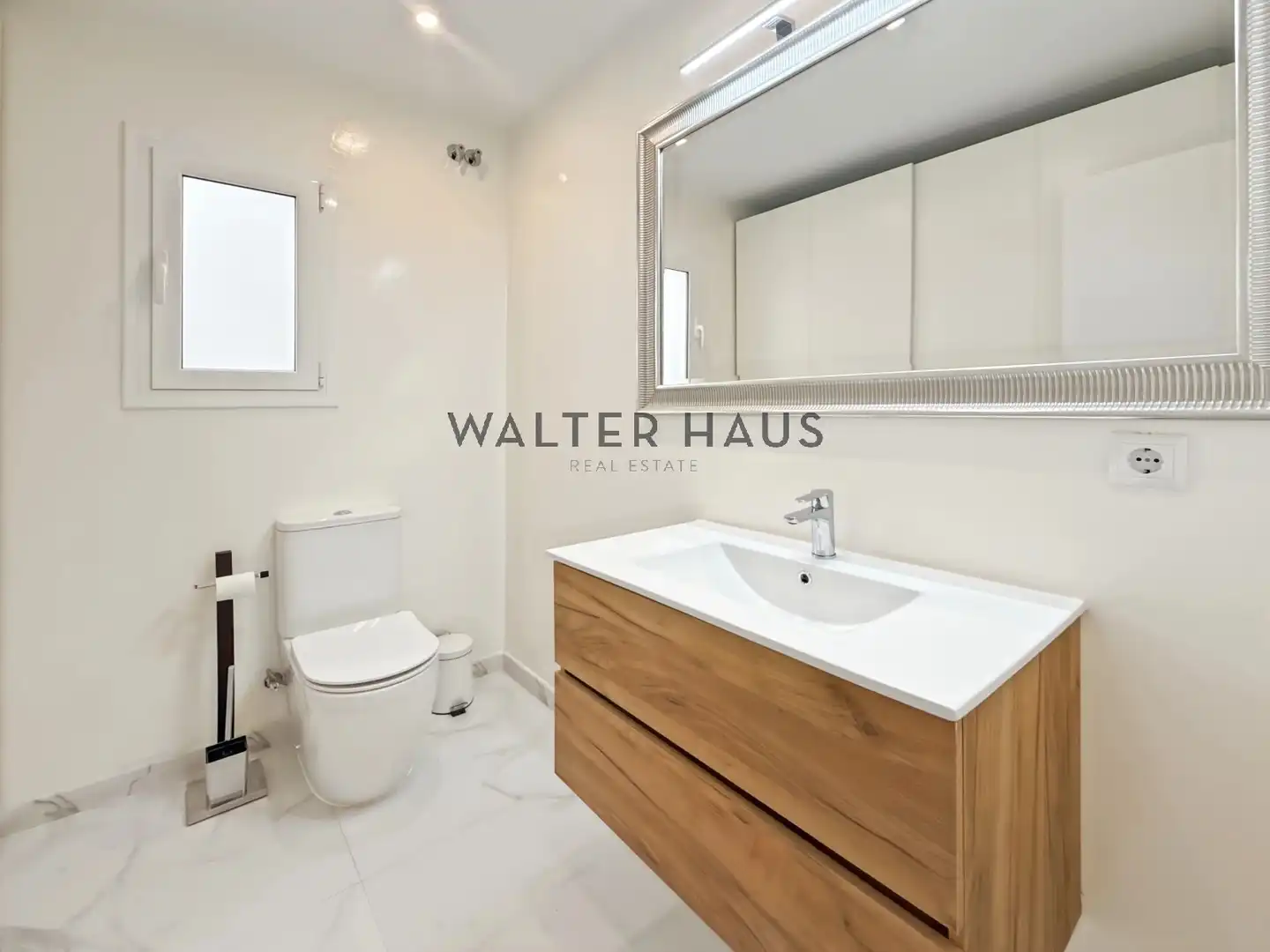 Baño de Dúplex en venta en Barcelona con Aire acondicionado y Amueblado