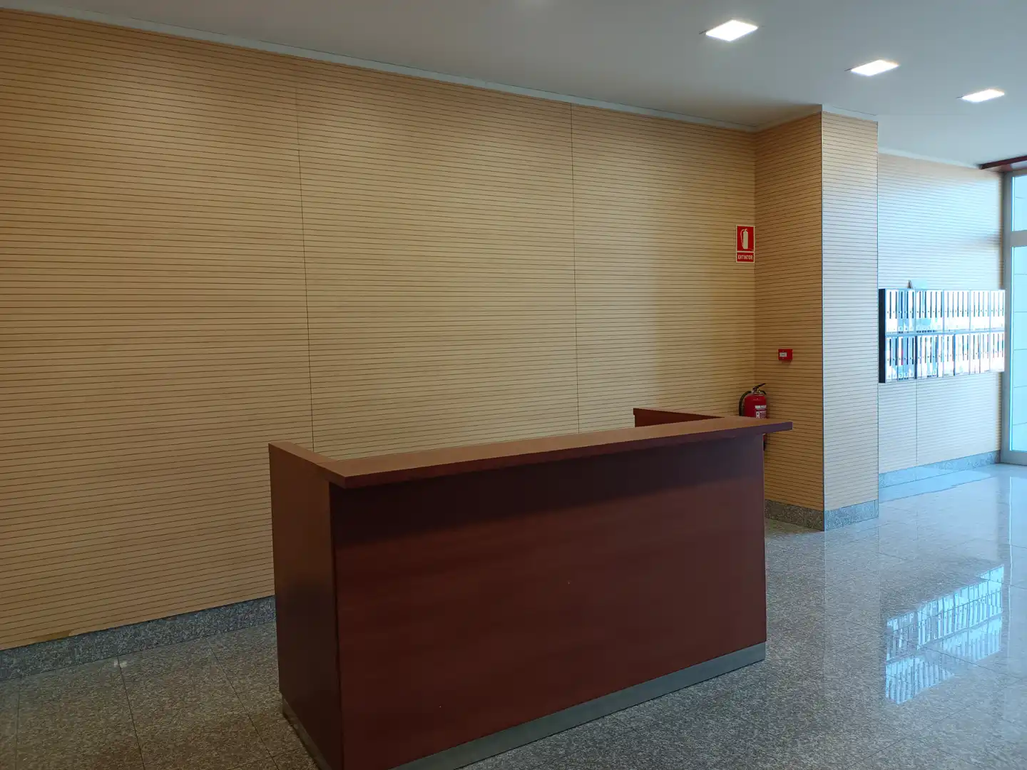 Büro zur Miete in Lleida mit Klimaanlage und Heizung