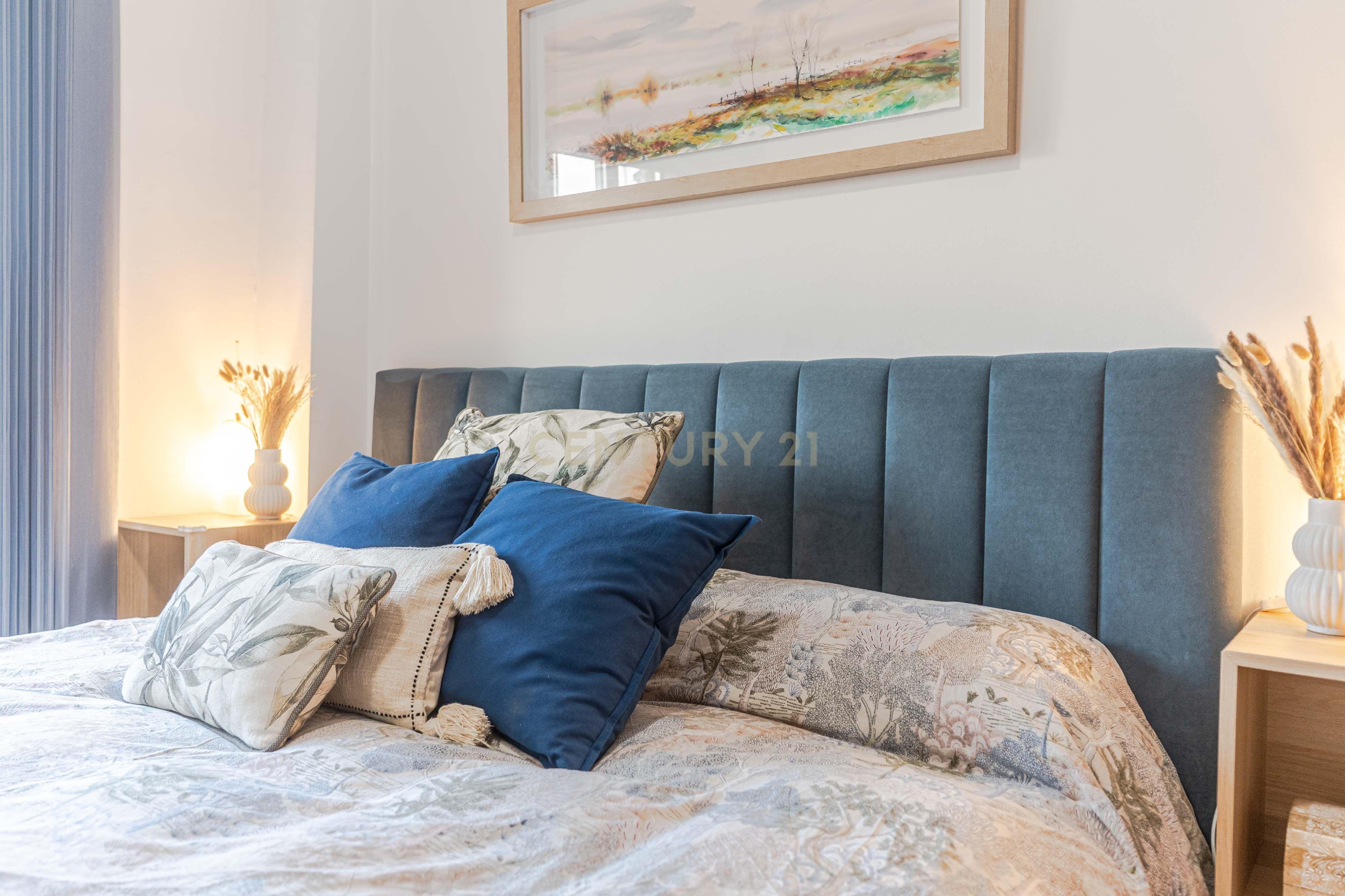 Habitación de Piso en venta en  Granada Capital con Trastero, Piscina y Balcón