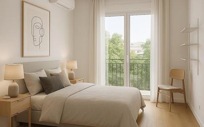 Bedroom of Apartment for sale in  Sevilla Capital