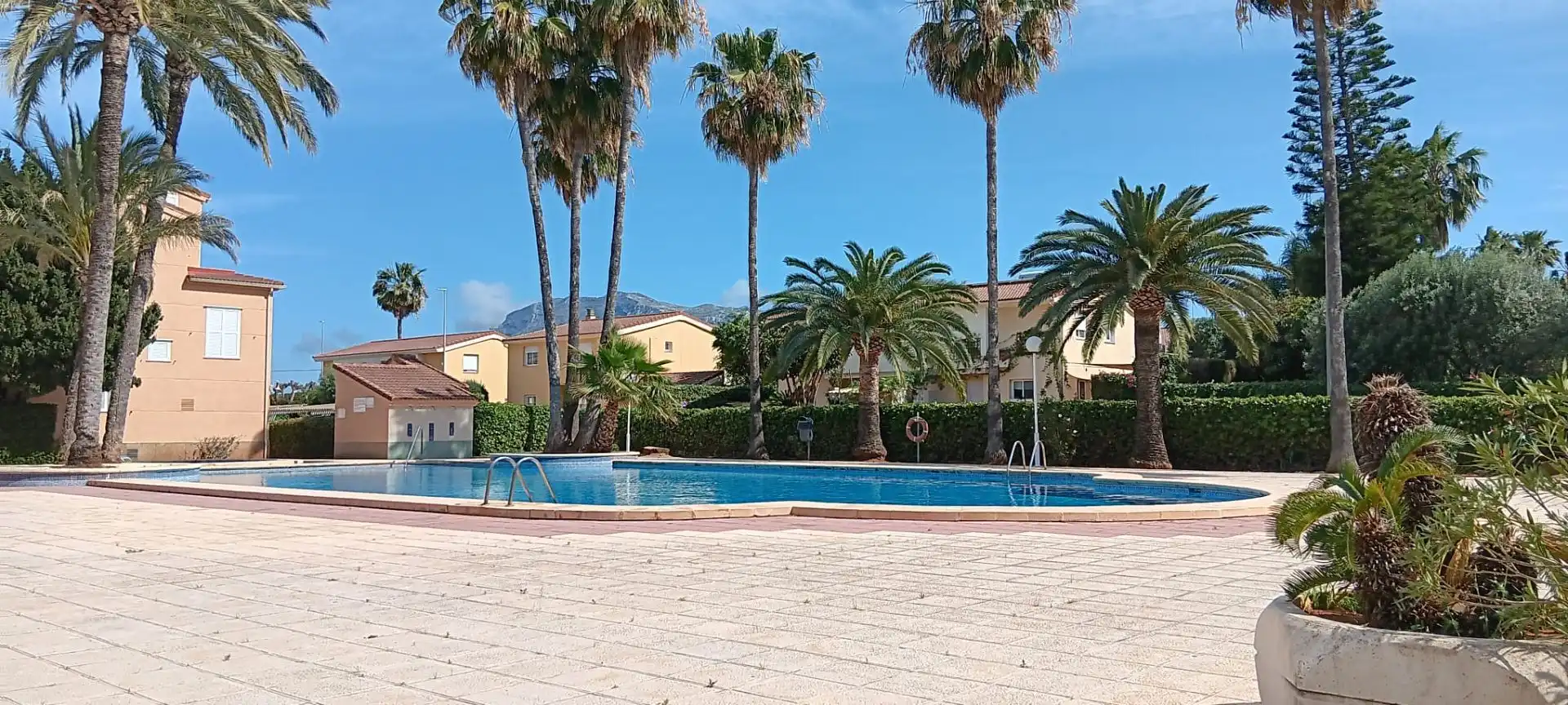 Piscina de Ático en venta en Dénia con Aire acondicionado, Calefacción y Terraza