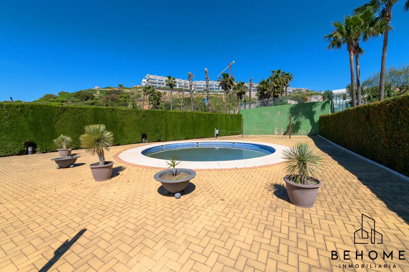 Piscina de Ático en venta en La Alcaidesa con Jardín privado, Terraza y Piscina comunitaria