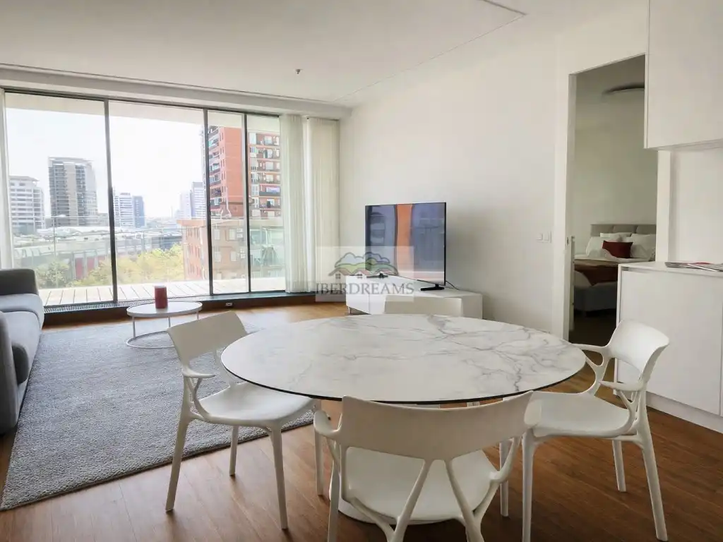 Sala de estar de Piso en venta en Barcelona con Jardín privado, Terraza y Piscina