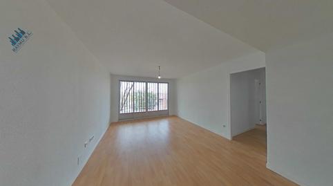 Foto 3 de Piso en venta en Calle Pozo de las Nieves, Parque Cataluña, Torrejón de Ardoz