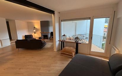 Sala d'estar de Apartament de lloguer en Palafrugell amb Aire condicionat, Calefacció i Parquet