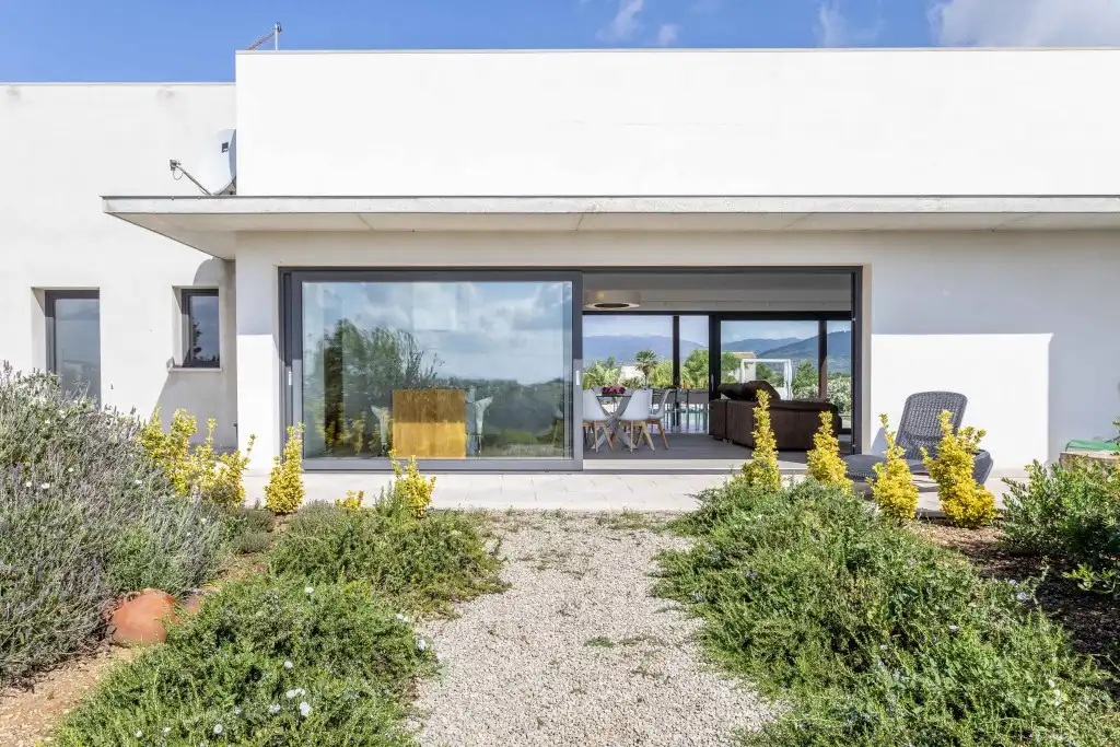 Vista exterior de Finca rústica en venta en Sa Pobla con Aire acondicionado, Jardín privado y Terraza