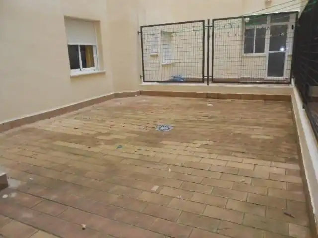 Terrasse von Wohnungen zum Verkauf in Fuengirola mit Klimaanlage, Heizung und Privatgarten