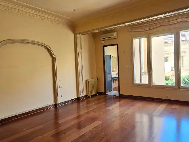 Sala d'estar de Casa o xalet en venda en Terrassa amb Aire condicionat, Terrassa i Balcó