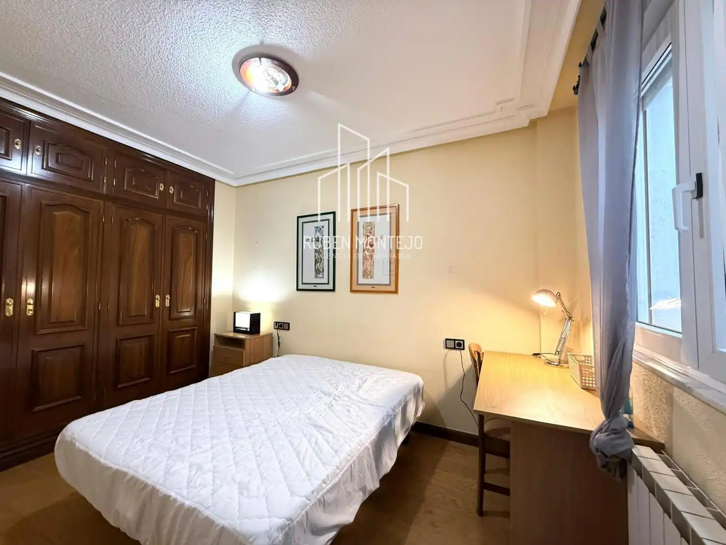Schlafzimmer von Wohnung zur Miete in Salamanca mit Heizung, Parkett und Terrasse
