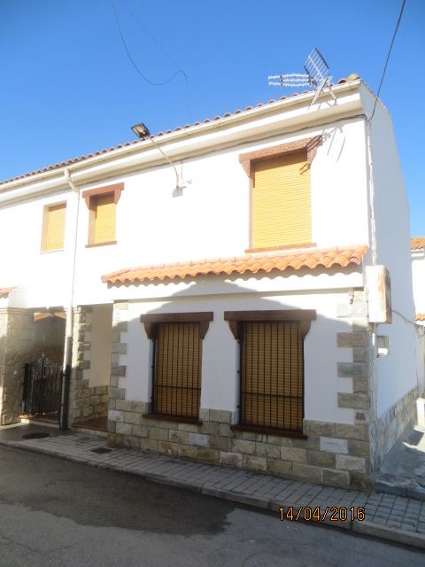 Vista exterior de Piso en venta en Benalúa