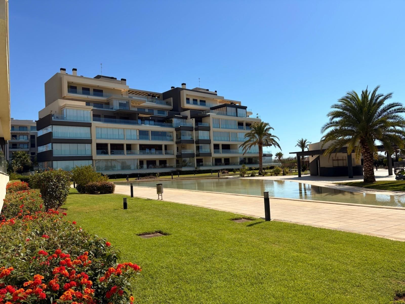Exterior view of Apartment for sale in Ayamonte  with Air Conditioner and Community pool