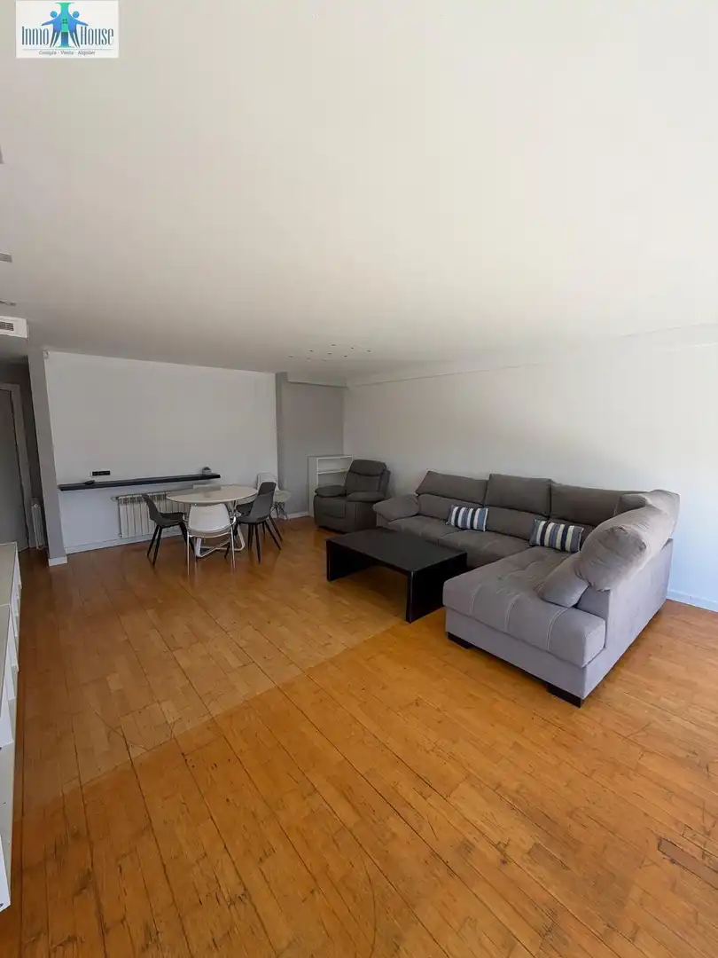 Living room of Attic for rent in Albacete  with Air Conditioner, Heating and Parquet flooring
