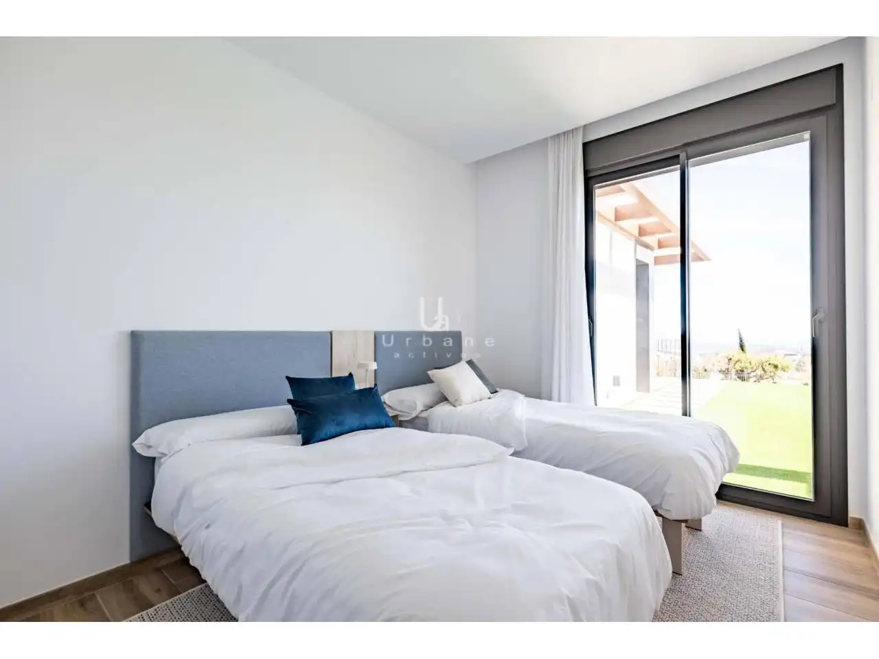 Chalet con piscina en venta en Calle POLIGON PAU, imagen 12