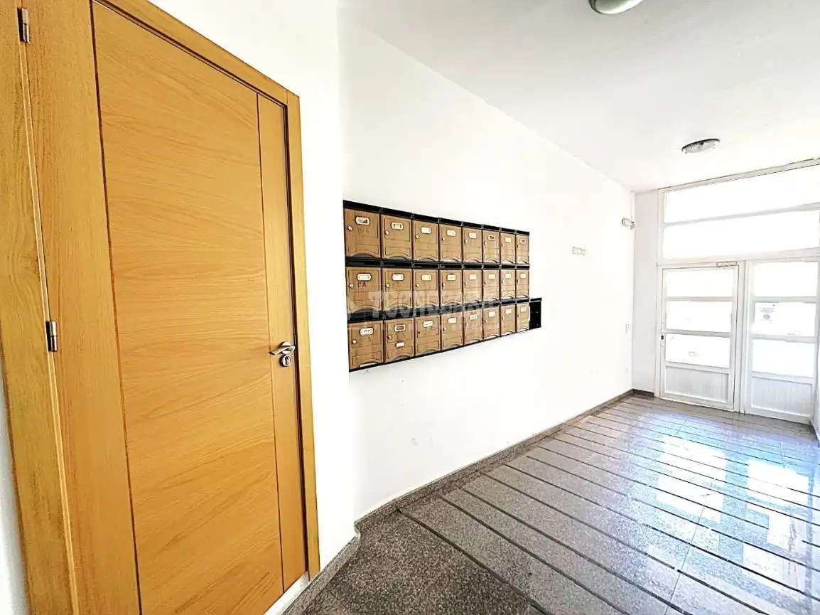 Piso con terraza en venta en C. Hornillos, imagen 2
