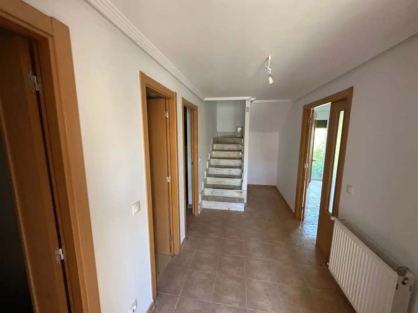 Casa adosada en venta en Villariezo con Calefacción y Jardín privado