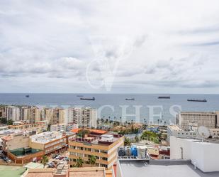 Vista exterior de Pis en venda en Las Palmas de Gran Canaria amb Terrassa i Balcó