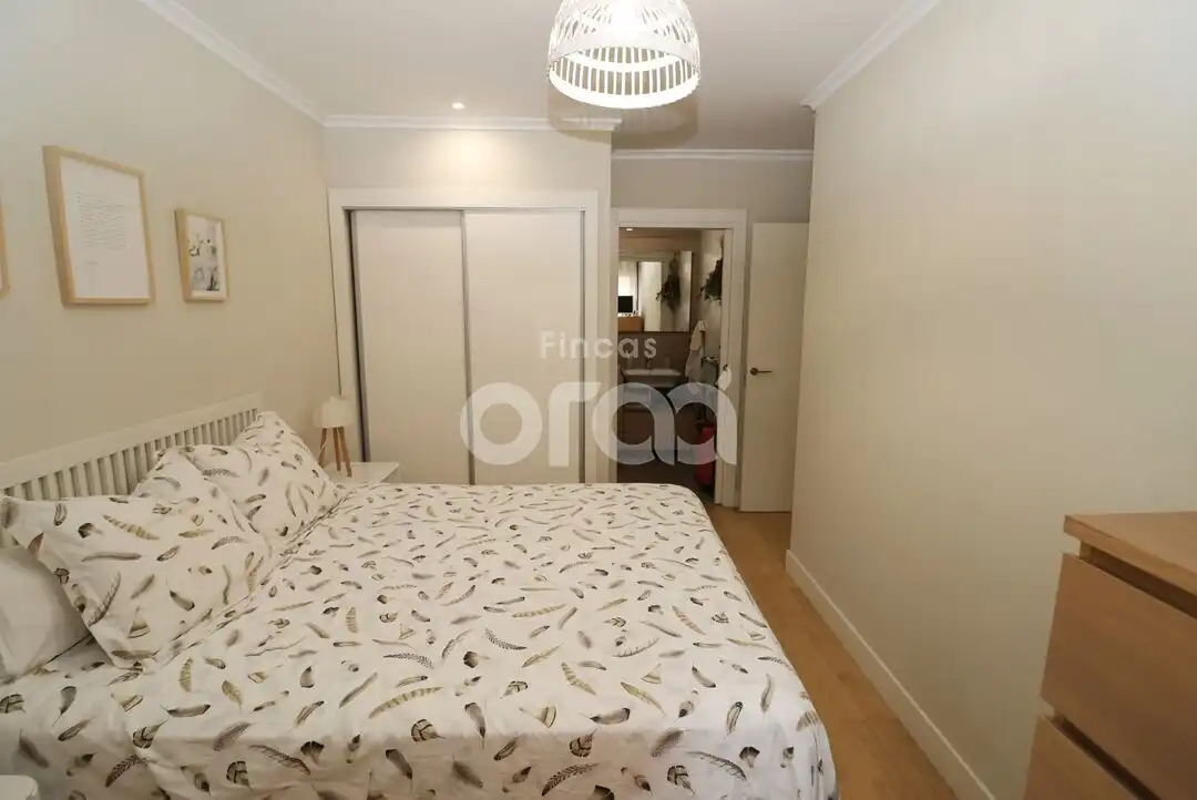 Schlafzimmer von Wohnung zum Verkauf in Santurtzi  mit Heizung, Terrasse und Abstellraum