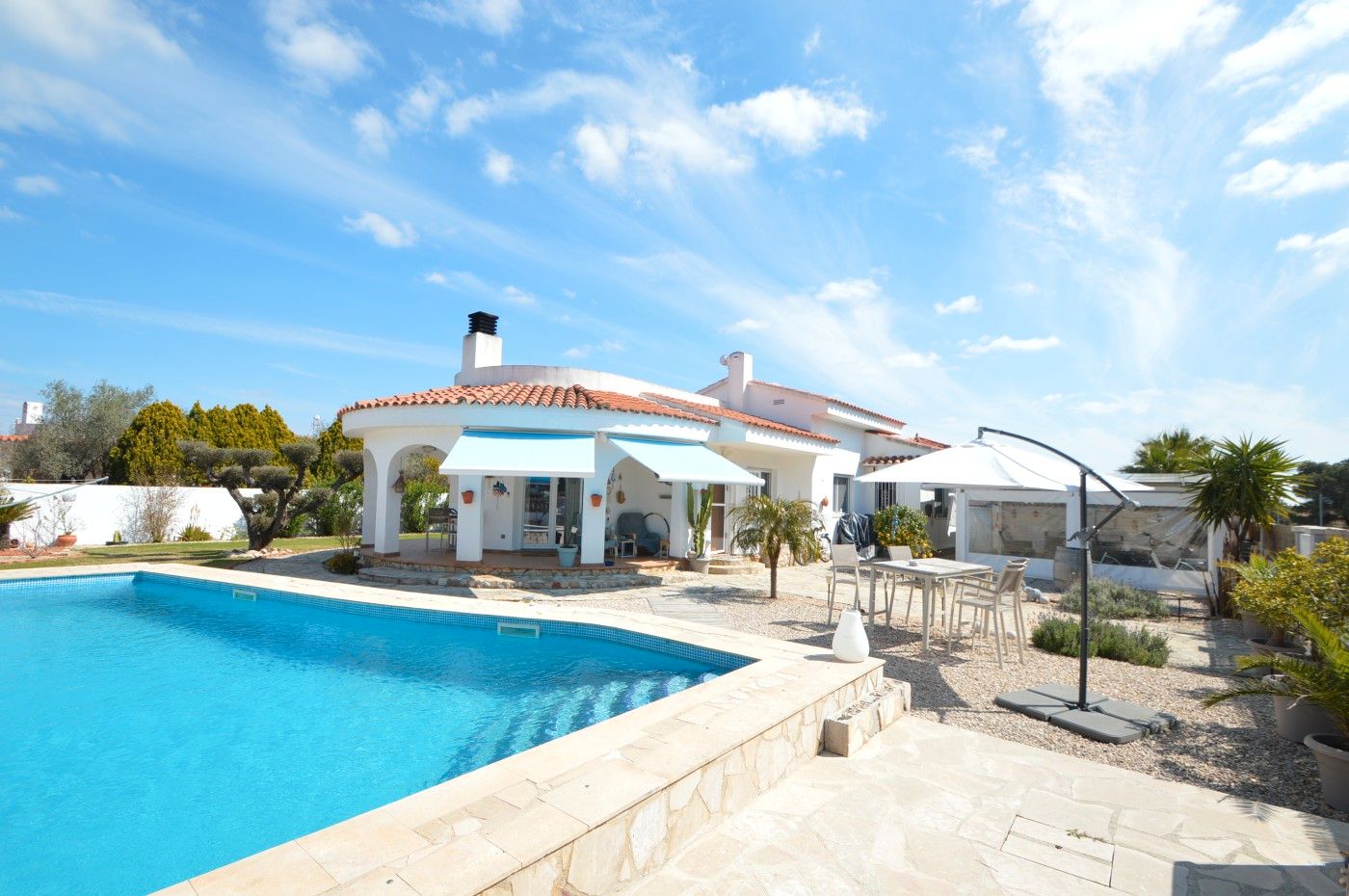 Piscina de Casa o xalet en venda en Ulldecona amb Aire condicionat, Calefacció i Jardí privat