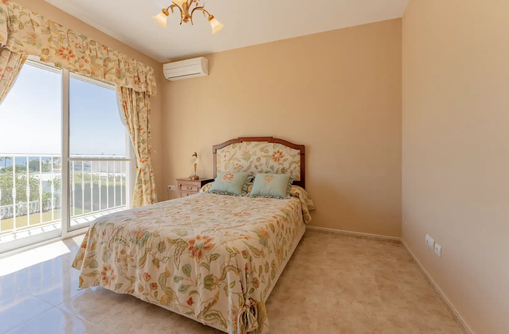 Chalet con terraza en venta en Calle los Hibiscus 10, imagen 9