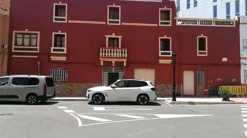 Foto 2 de Casa adosada en venta en Plaça Major, 15, Centro, Oropesa del Mar / Orpesa