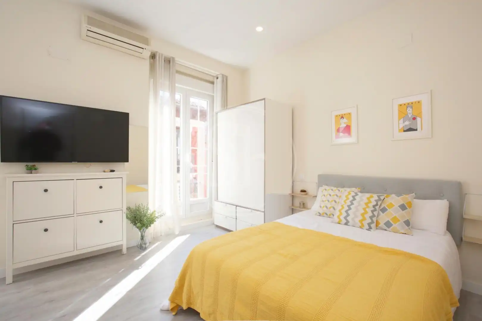 Habitación de Piso de alquiler en Madrid con Aire acondicionado, Calefacción y Amueblado