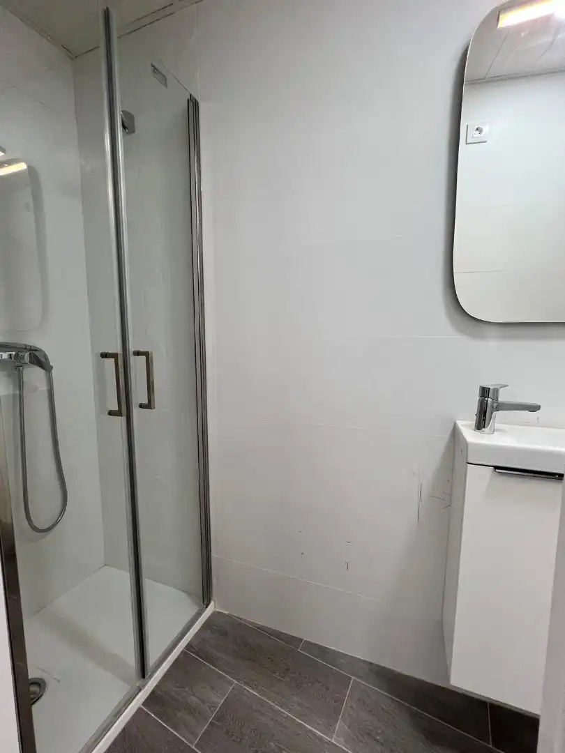 Badezimmer von Wohnungen zur Miete in Cartagena mit Klimaanlage, Heizung und Möbliert