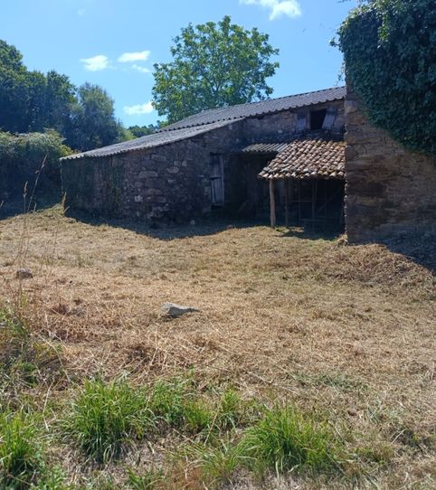 Foto 2 de Casa adosada en venta en Oza dos Ríos, A Coruña