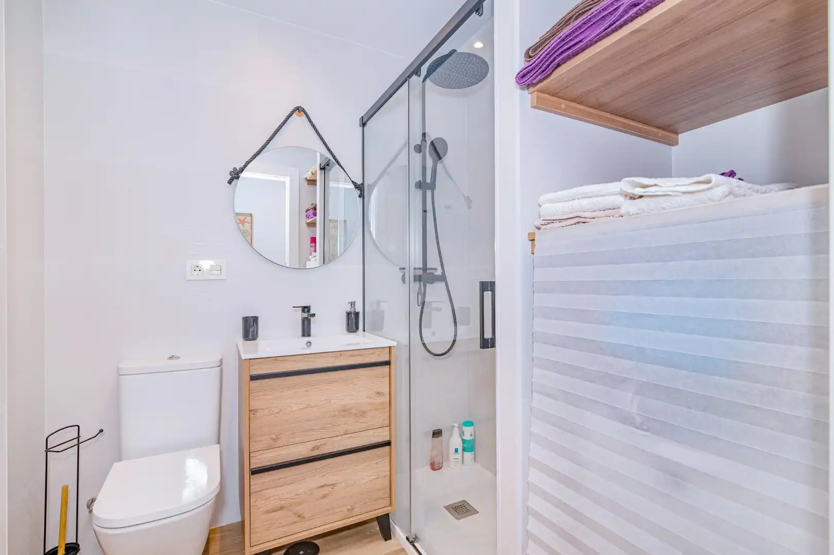 Bathroom of Apartments for sale in Almuñécar