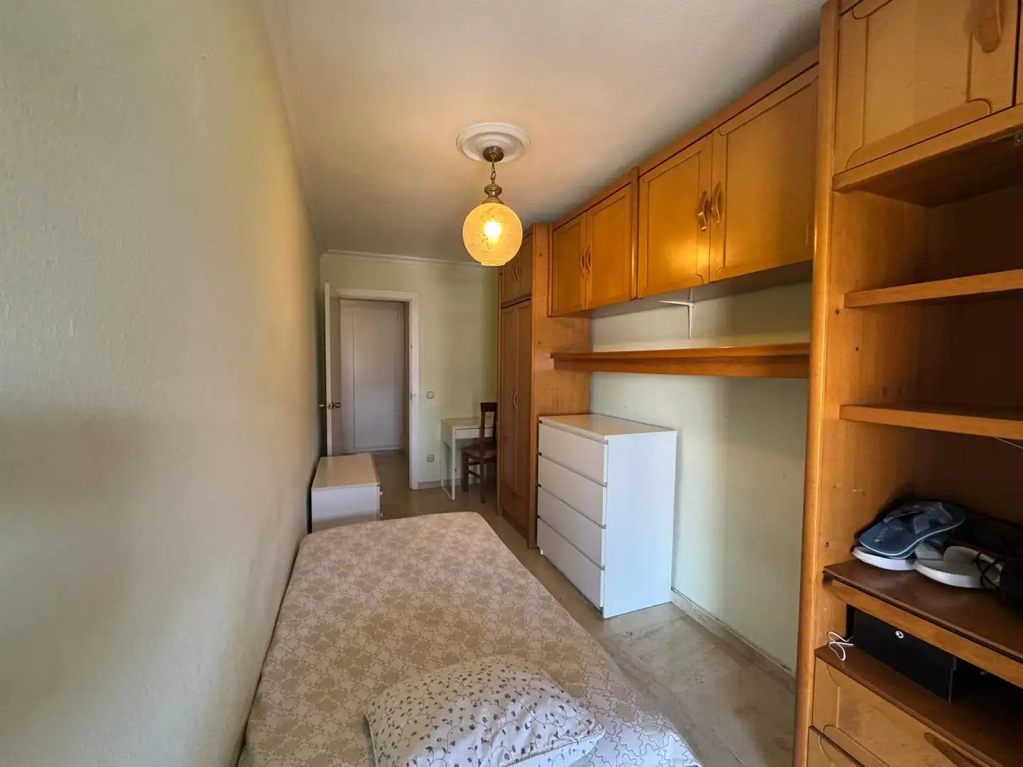 Bedroom of Flat for sale in Sevilla  with Terrace, Storage room and Balcony