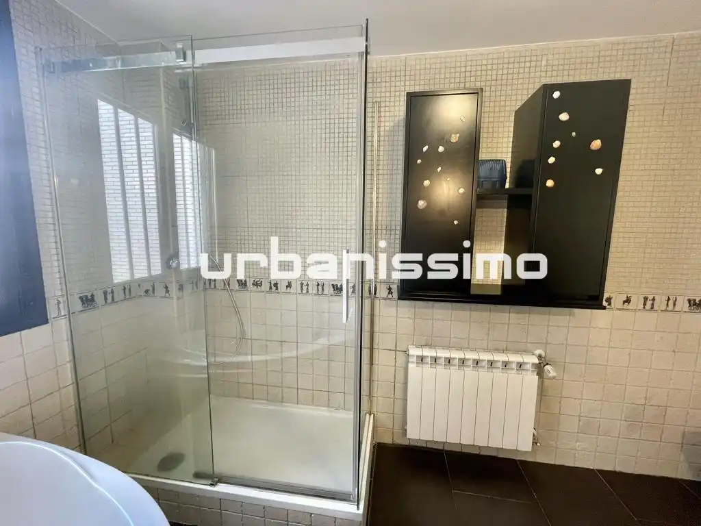 Flat for rent in Calle de Granada, Pacífico