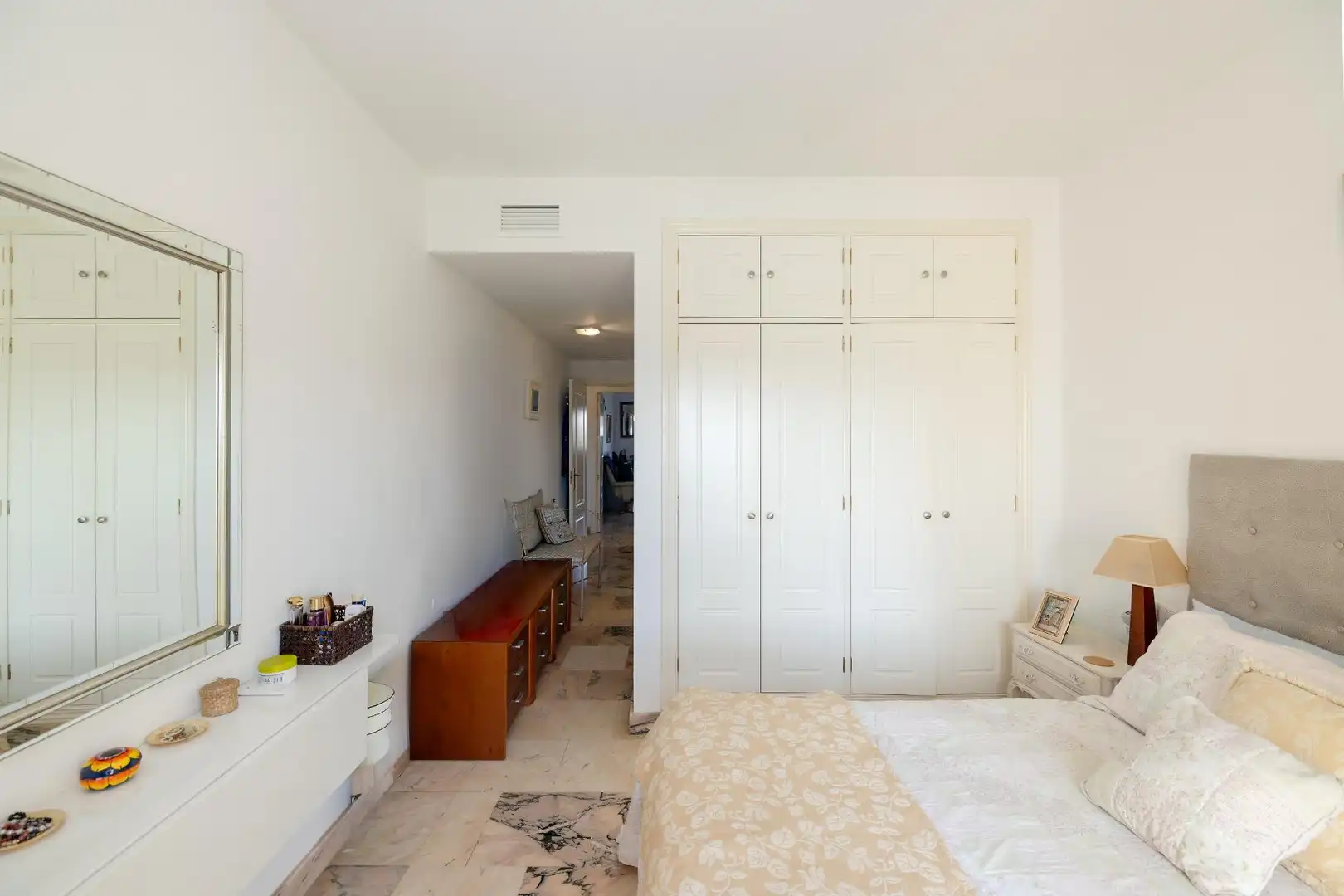 Bedroom of Flat for sale in Mijas  with Air Conditioner, Terrace and Storage room