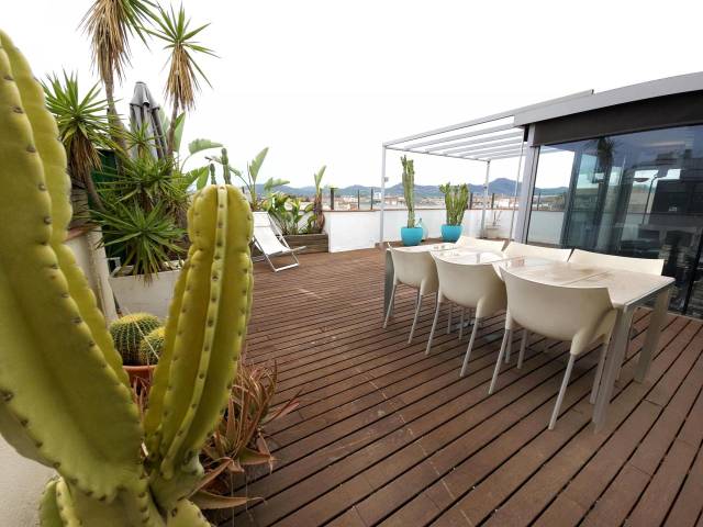 Piso en Venta en Carrer de Montjuïc en Centre