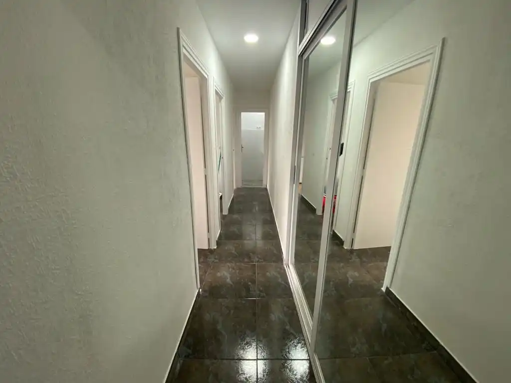 Habitació a Calle del Estroncio, 9, Los Rosales