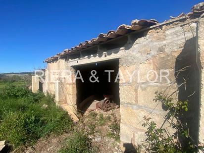 Country house for sale in Petra