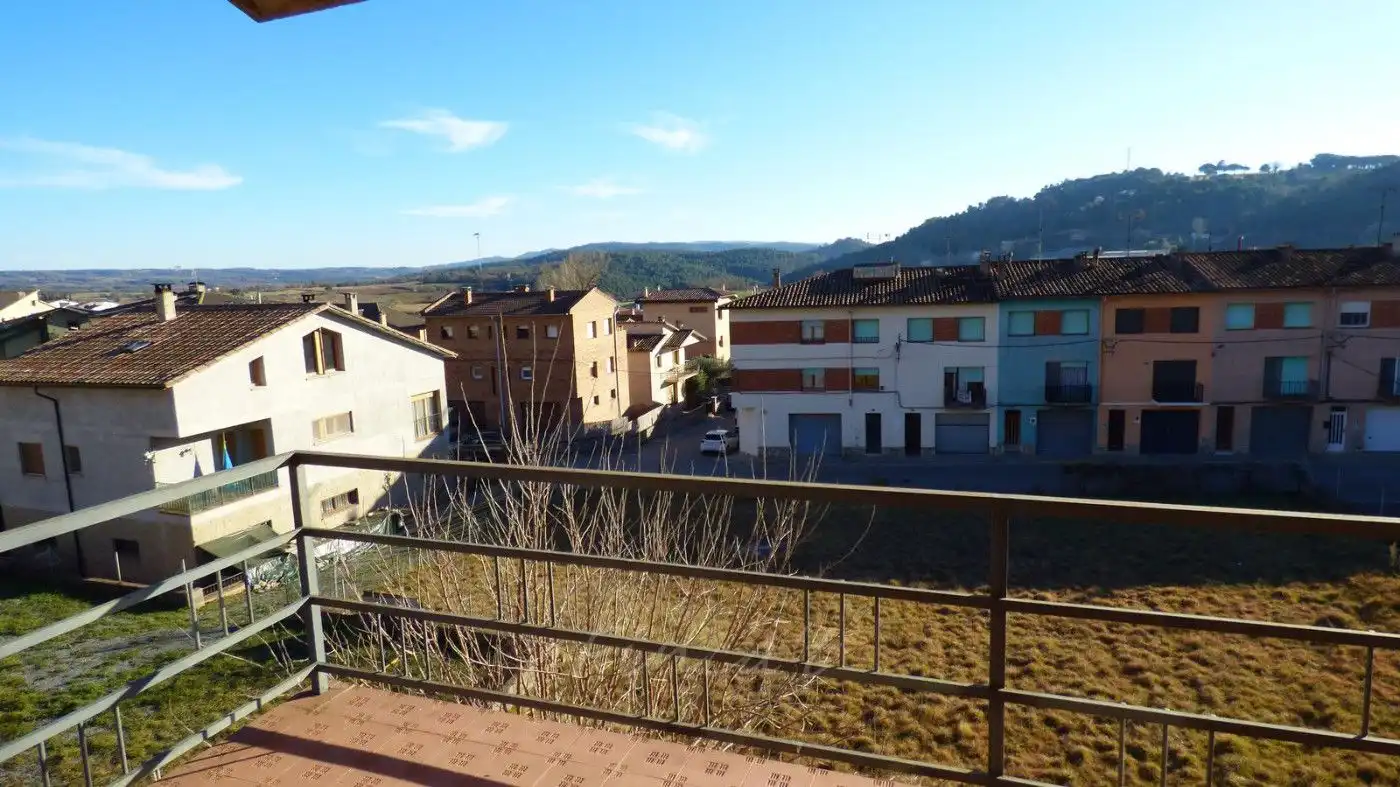 Vista exterior de Casa o xalet en venda en Moià amb Calefacció, Terrassa i Traster