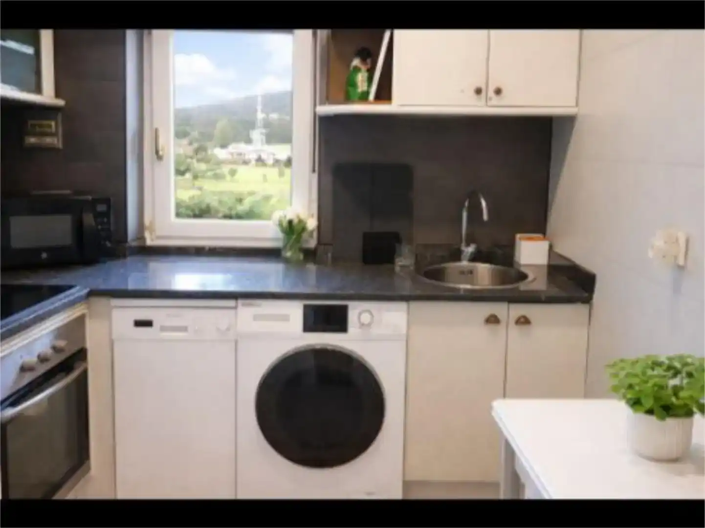 Küche von Wohnung zum Verkauf in Lezama