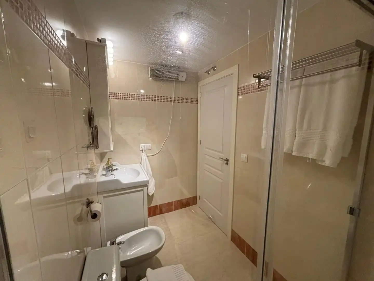 Badezimmer von Wohnung zur Miete in Vélez de Benaudalla mit Klimaanlage