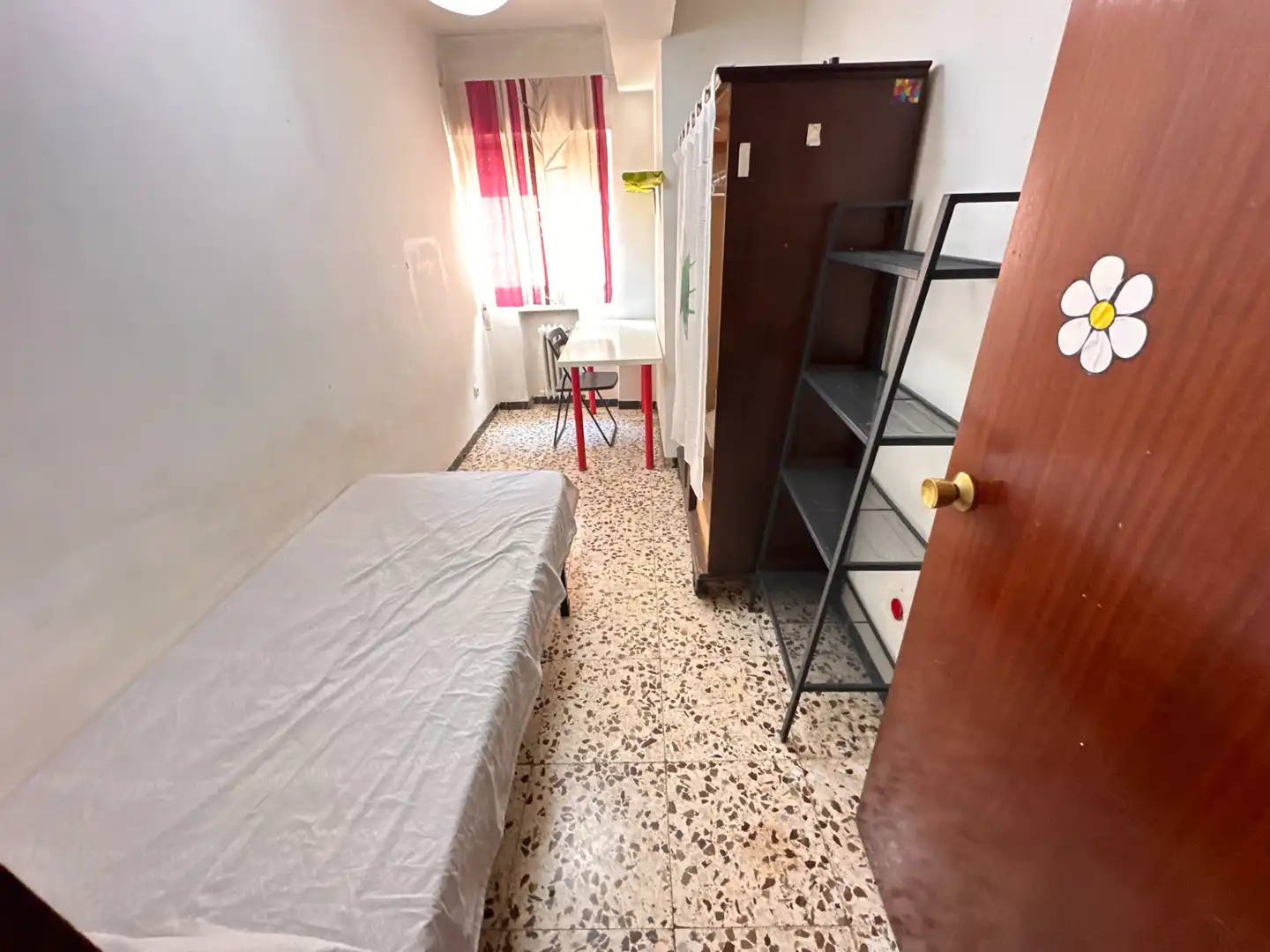 Bedroom of Flat for sale in Cuenca  with Heating, Terrace and Furnished