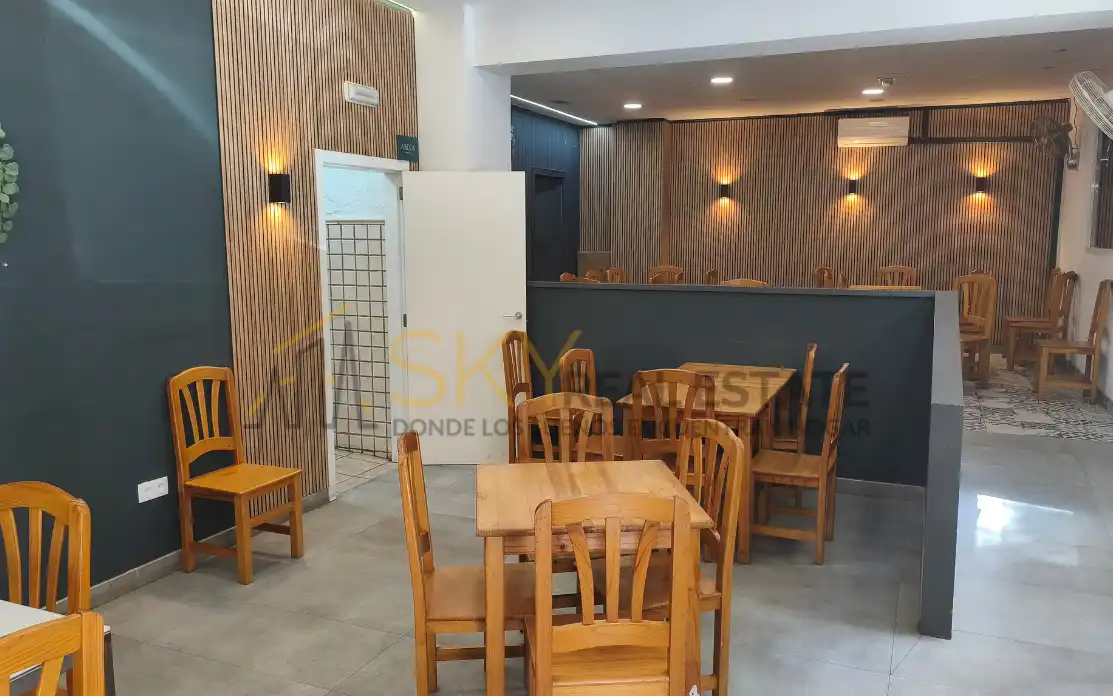 Local comercial en venda a Carrer del Túria, imagen 2